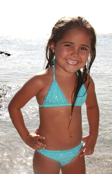 Child Standing Smiling At The Beach - Hawaiipictures.com