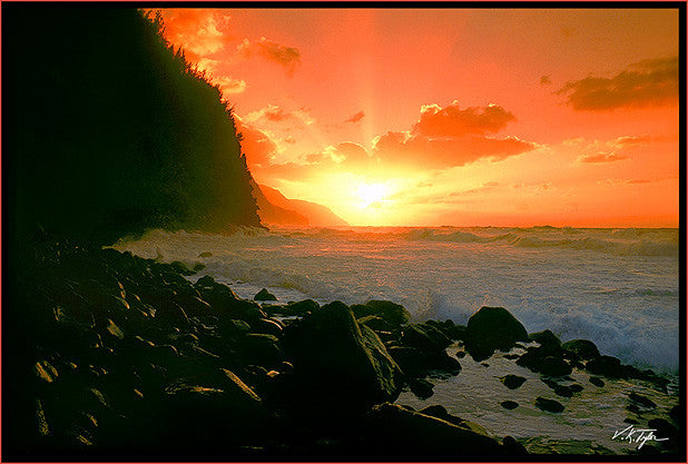 Napali Coast Sunset Wide View - Hawaiipictures.com Napali Coast Sunset Wide View - Hawaiipictures.com