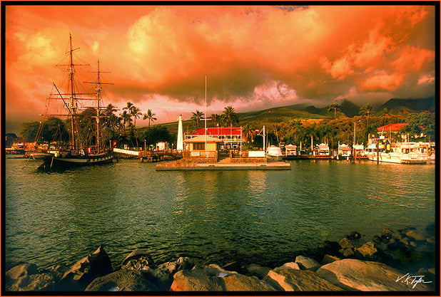 Lahaina Harbor at Dusk Maui - Hawaiipictures.com Lahaina Harbor at Dusk Maui - Hawaiipictures.com