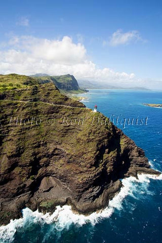 Hawaii, Oahu, Mokapuu Lighthouse, easternmost point on Oahu - Hawaiipictures.com