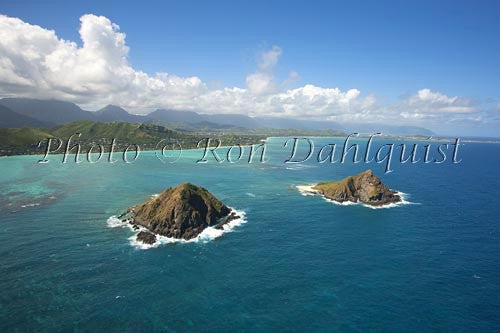 Hawaii, Oahu, Mokulua Islets. Part of the State Bird Sanctuary. - Hawaiipictures.com