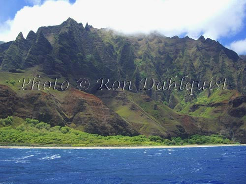 Kalalau beach and valley located on the Na Pali coast, Kauai - Hawaiipictures.com