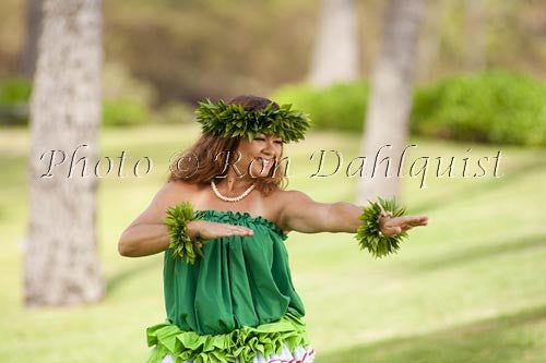 Hula Kahiko dancer, Maui, Hawaii Photo - Hawaiipictures.com