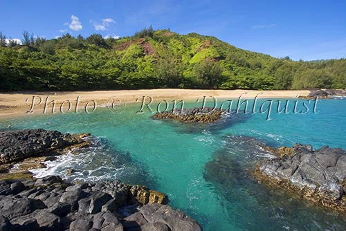 Lumahai Beach. Kauai, Hawaii Photo - Hawaiipictures.com