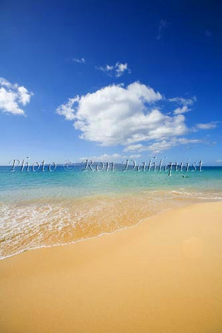 Beautiful Oneloa Beach, also known as Big Beach, Makena, Maui, Hawaii Picture - Hawaiipictures.com