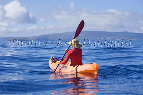Kayaking off the south shore of Maui, Hawaii Photo - Hawaiipictures.com