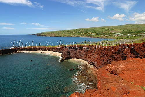 Shark's Cove near Hulopoe Beach and Manele Bay, Lanai - Hawaiipictures.com