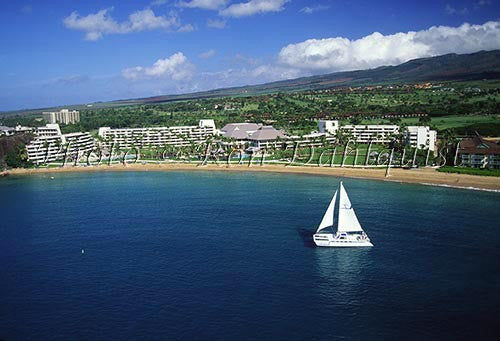 Sailboat and Kaanapali Resort, Maui, Hawaii - Hawaiipictures.com
