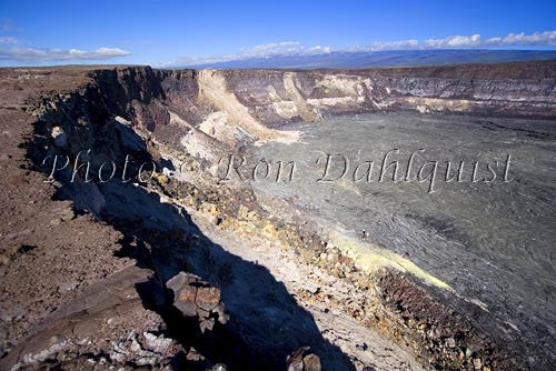 Kilauea Caldera, Volcanoes National Park, Big Island of Hawaii Picture - Hawaiipictures.com