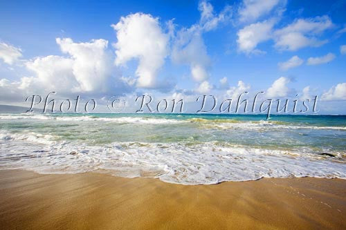 The surf rolls in at Baldwin Beach, north shore of Maui, Hawaii - Hawaiipictures.com