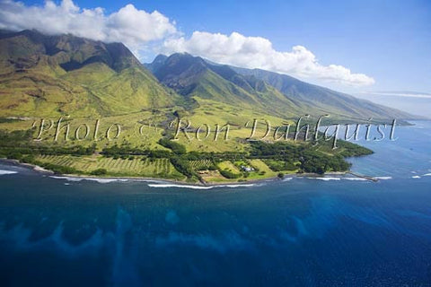 Aerial of Olowalu and West Maui Mountains, Maui, Hawaii - Hawaiipictures.com