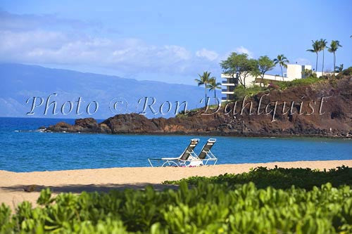 Kaanapali Beach and Black Rock, Maui, Hawaii - Hawaiipictures.com