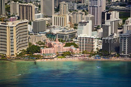 Hawaii, Oahu, Waikiki, Aerial of Royal Hawaiian Hotel. Picture - Hawaiipictures.com Hawaii, Oahu, Waikiki, Aerial of Royal Hawaiian Hotel. Picture - Hawaiipictures.com