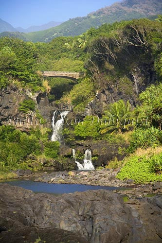 Waterfall and pools at Oheo Gulch near Hana. Kipahulu, Maui, Hawaii Picture - Hawaiipictures.com