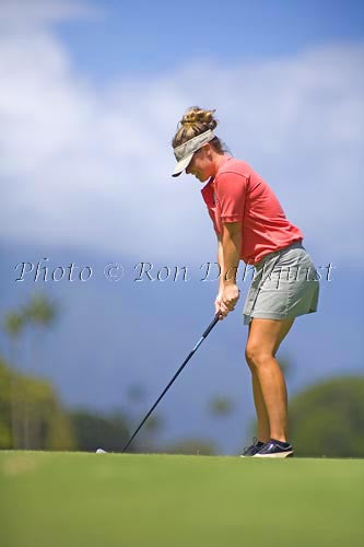 Woman golfing at Maui Country Club, Maui, Hawaii Picture - Hawaiipictures.com