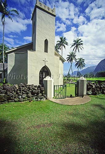 Father Damien's church, St. Philomena at Kalawao, Molokai, Hawaii - Hawaiipictures.com