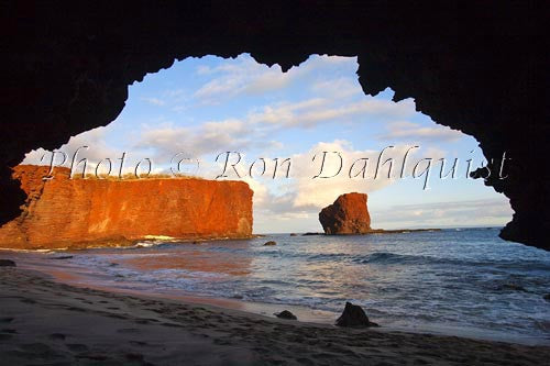 Late afternoon light on Puu Pehe Rock on Lanai, Hawaii Picture Photo - Hawaiipictures.com
