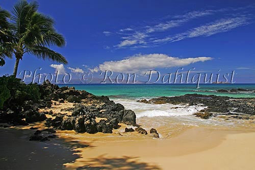 Secret beach, Makena, Maui, Hawaii Picture - Hawaiipictures.com
