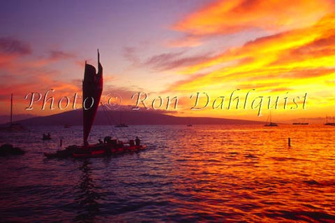 Sailing canoe, sailing into the sunset, Lahaina, Maui, Hawaii - Hawaiipictures.com
