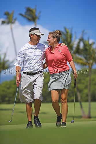 Couple playing golf, Maui, Hawaii Picture - Hawaiipictures.com
