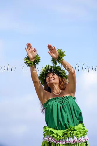 Hula Kahiko dancer, Maui, Hawaii MR Photo - Hawaiipictures.com