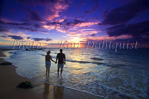 Romantic couple watching a beautiful sunset in Wailea, Maui, Hawaii Picture Photo - Hawaiipictures.com