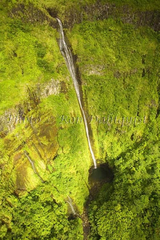 Upper Wailua Falls, near Hana, Maui, Hawaii - Hawaiipictures.com