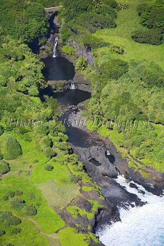 Oheo Gulch, (Seven Sacred Pools) Haleakala National Park, Maui, Hawaii Picture - Hawaiipictures.com
