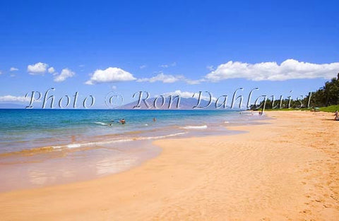 Beautiful Keawakapu Beach with West Maui Mtns in the background, Kihei Wailea area, Maui - Hawaiipictures.com