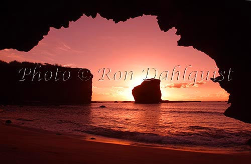 Pu'u Pehe Rock at sunrise, Lanai, Hawaii - Hawaiipictures.com