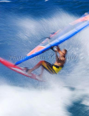 Windsurfing-Windsurfer on wave at Hookipa, Maui, Hawaii - Hawaiipictures.com