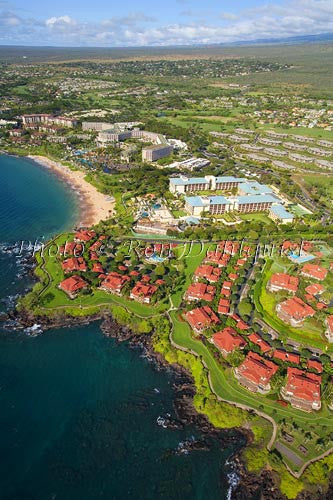 Aerial of Wailea resorts and coastline, Maui, Hawaii - Hawaiipictures.com