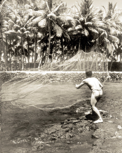 Hawaiian Man Throwing Fishing Net - Hawaiipictures.com