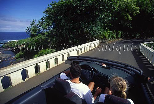 Couple driving on the road to Hana, Maui, Hawaii - Hawaiipictures.com