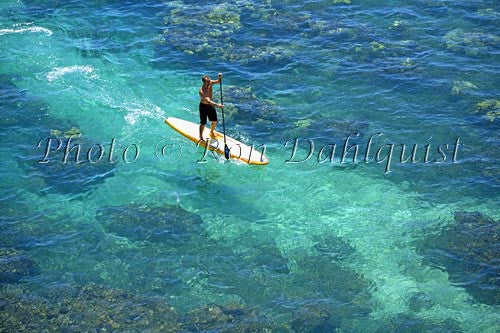 Stand-up paddle boarding on the West shore of Maui, Hawaii - Hawaiipictures.com
