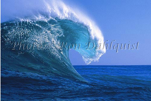 Breaking wave, Peahi, Jaws, Maui, Hawaii - Hawaiipictures.com